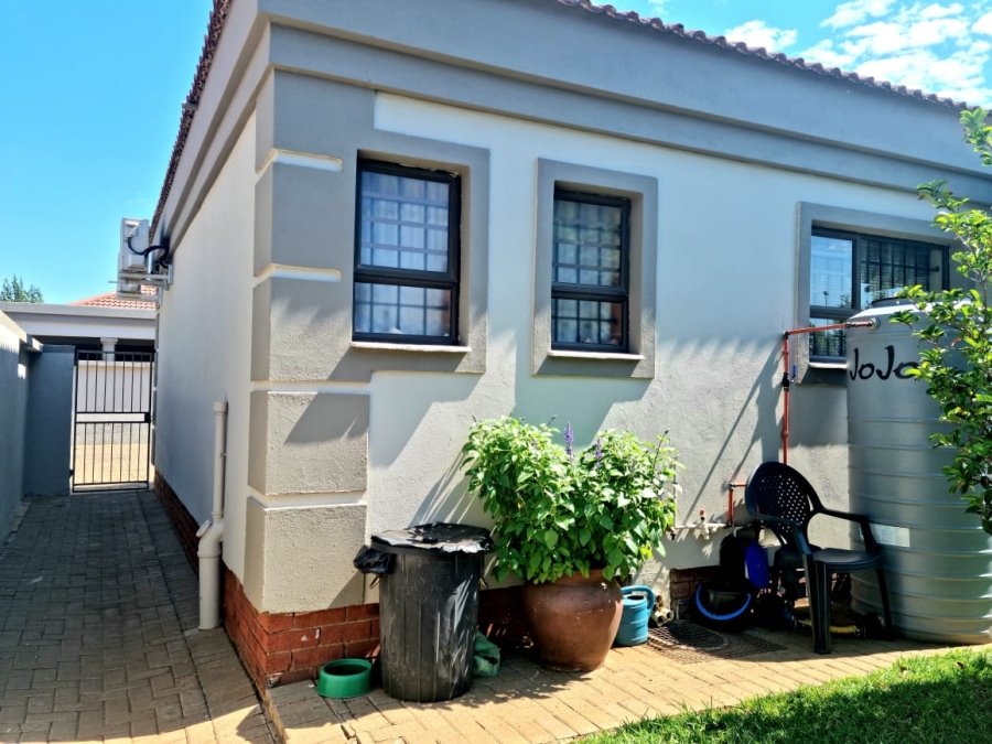 2 Bedroom Property for Sale in Lindene Northern Cape